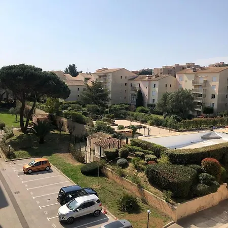 LES PALMIERS : T3 // Piscine // Terrasse * Sainte-Maxime